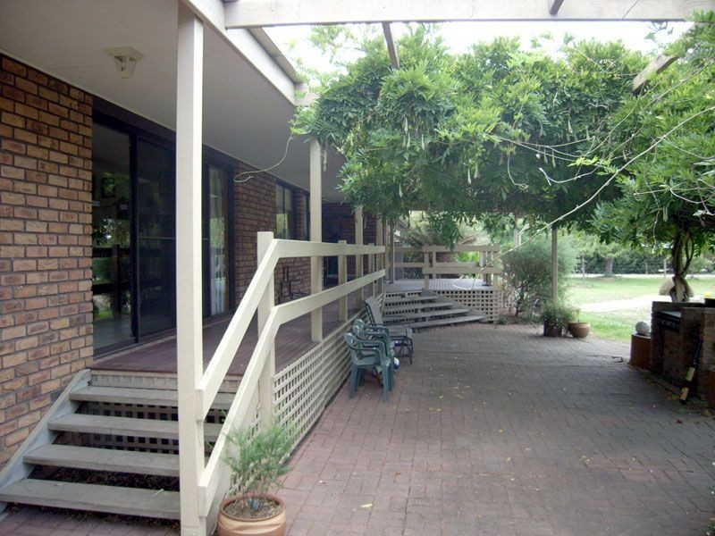 3 Meeking Drive, Pakenham VIC 3810