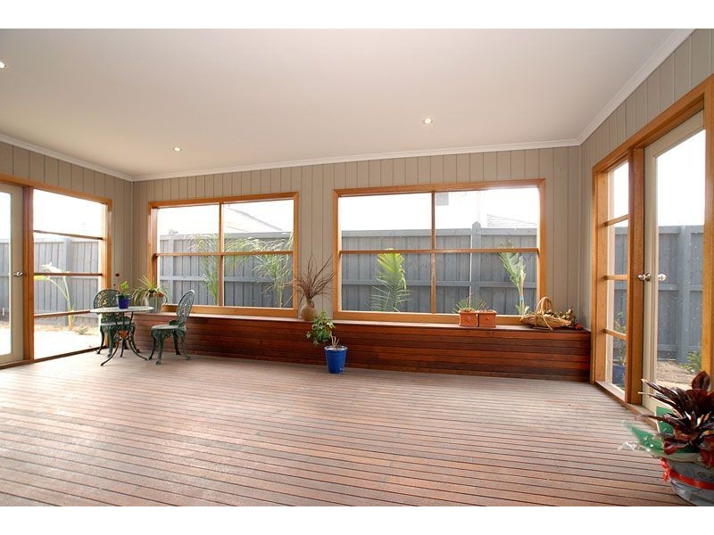 23 Fallingwater Drive, Pakenham VIC 3810