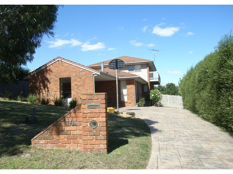 14 Aberdeen Heights, Pakenham VIC 3810