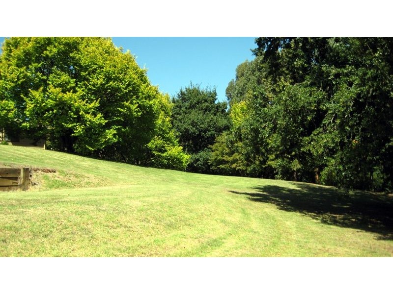 735 Old Sale Road, Drouin VIC 3818