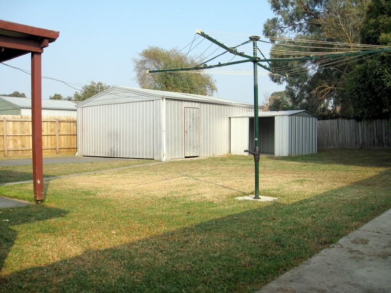26 Paramount Way, Pakenham VIC 3810