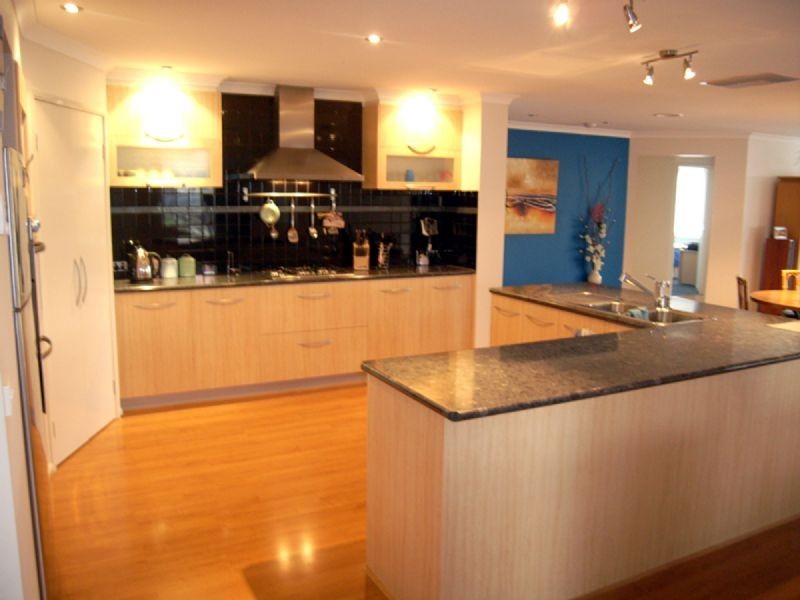 14 Malouf Court, Pakenham VIC 3810