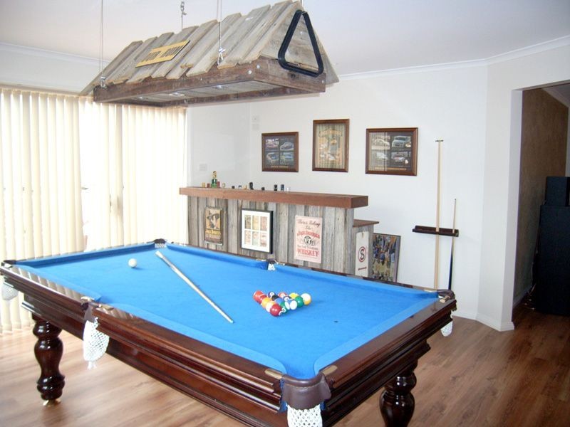 19 Lucerne Circuit, Pakenham VIC 3810