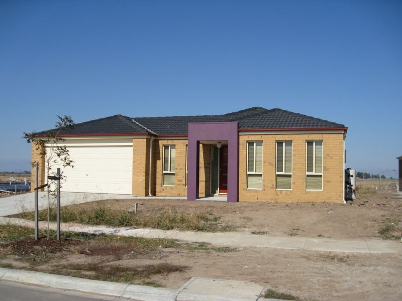 Lot 1/24  Gallery Way, Pakenham VIC 3810