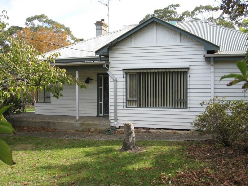 33 Garfield Road, Garfield VIC 3814