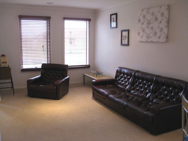 25 Amberley Drive, Pakenham VIC 3810