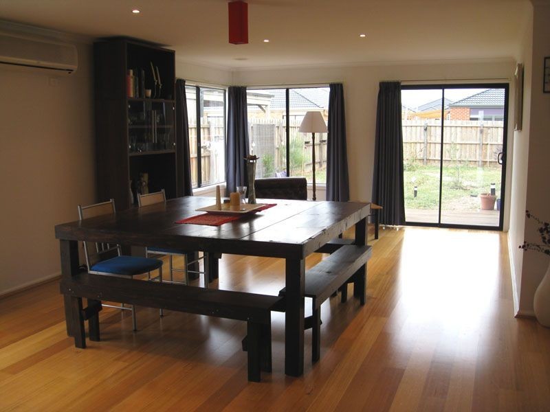 25 Amberley Drive, Pakenham VIC 3810