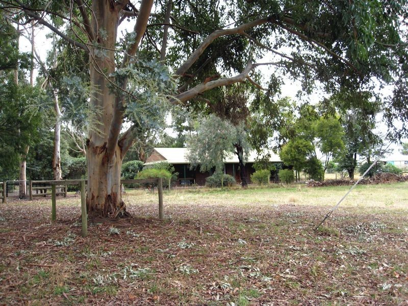 19 Valley View Road, Labertouche VIC 3816