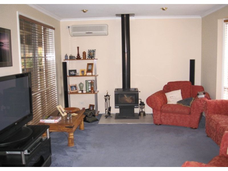 13 Nabilla Court, Pakenham VIC 3810