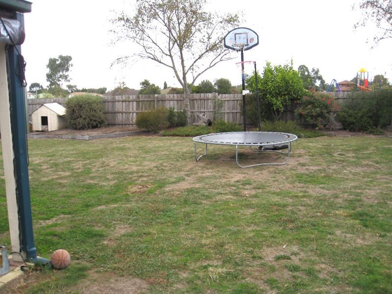 13 Nabilla Court, Pakenham VIC 3810