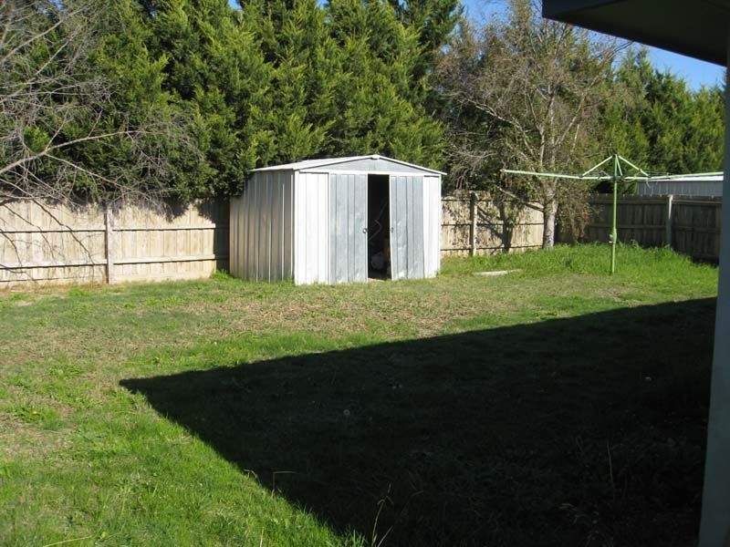 52 Smethurst Avenue, Pakenham VIC 3810