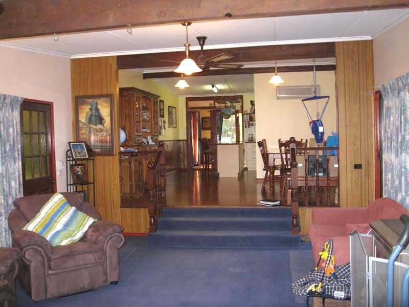 8 Railway Aveue, Tynong VIC 3813