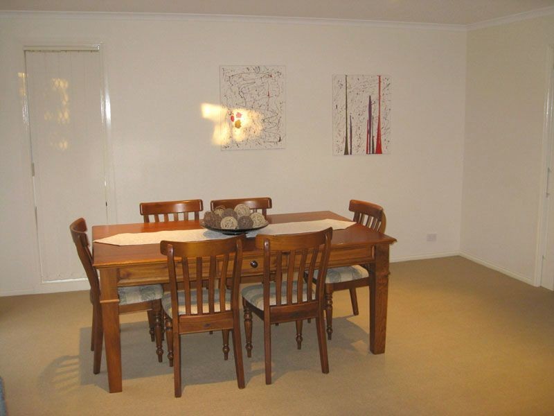 Unit 3 / 43 Ebony Drive, Pakenham VIC 3810