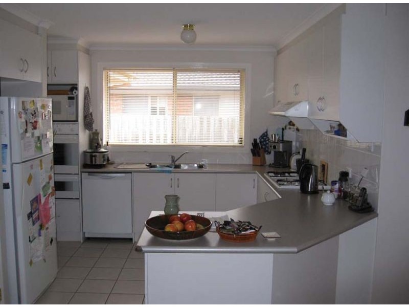 4 Watts Terrace, Pakenham VIC 3810