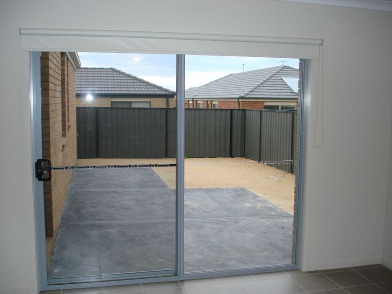 25 Killarney  Crescent, Pakenham VIC 3810