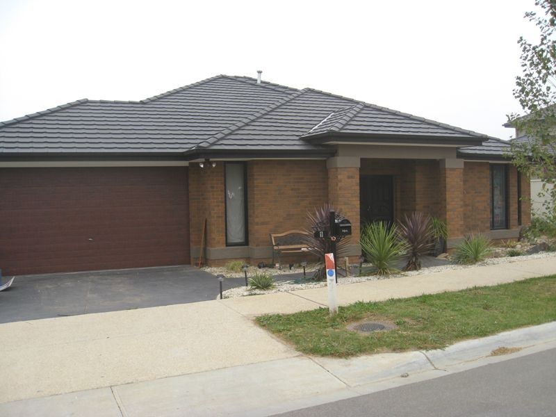 9 Goulburn Place, Pakenham VIC 3810