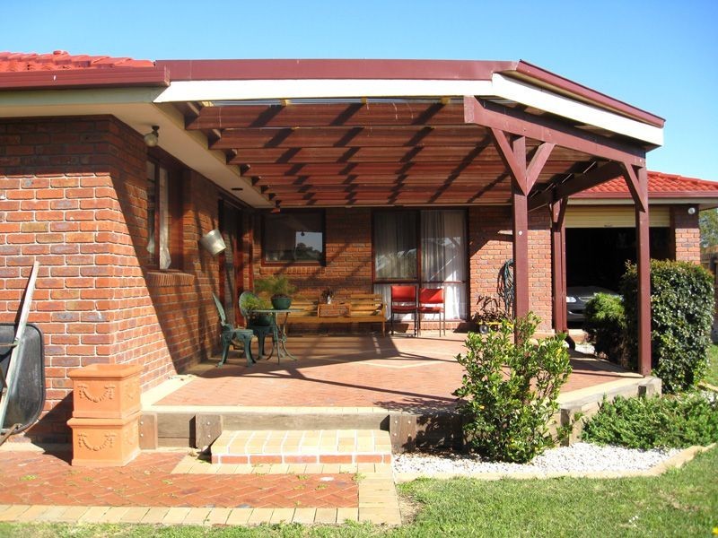 21 Duncan Drive, Pakenham VIC 3810