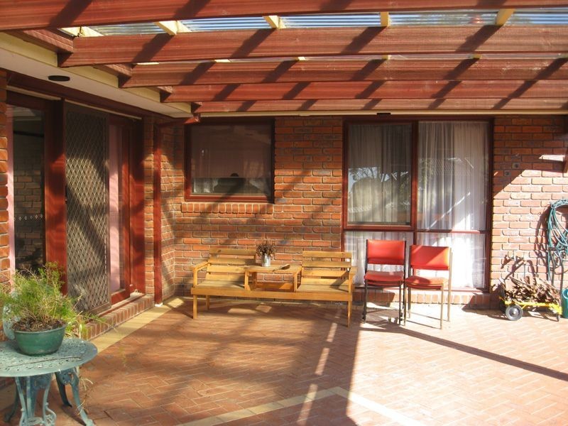 21 Duncan Drive, Pakenham VIC 3810