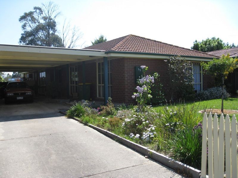 55 Smethurst Avenue, Pakenham VIC 3810