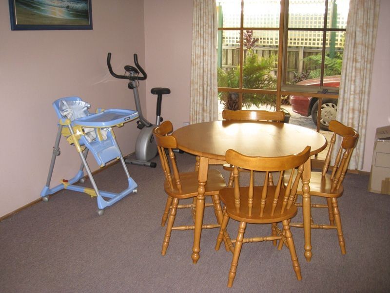 55 Smethurst Avenue, Pakenham VIC 3810