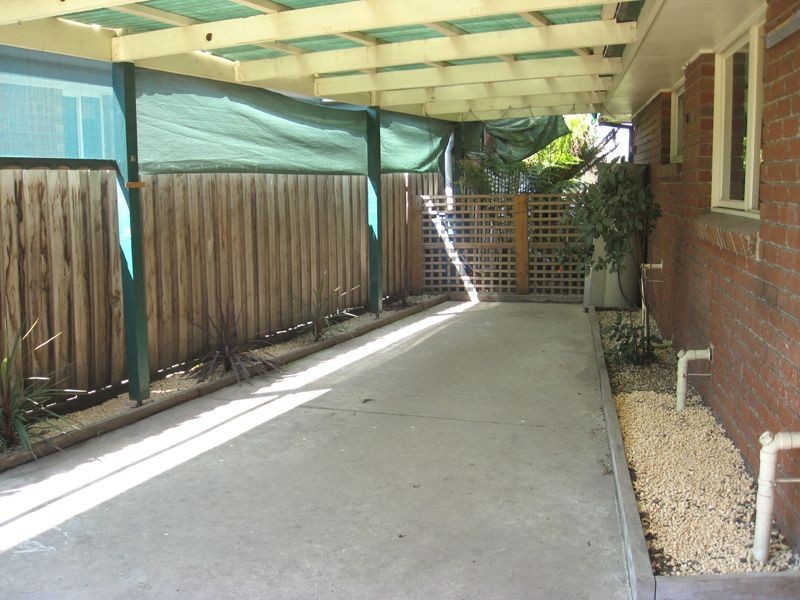 55 Smethurst Avenue, Pakenham VIC 3810