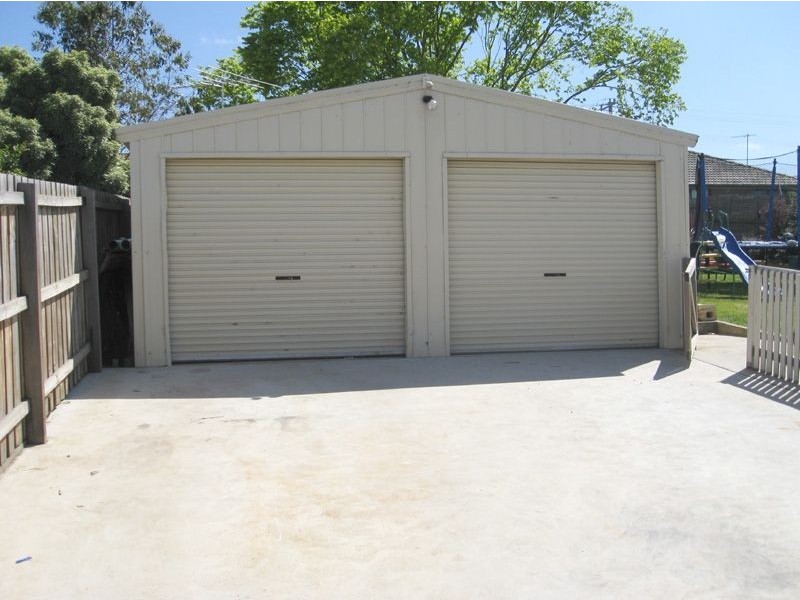 5  Bracelet Street, Pakenham VIC 3810