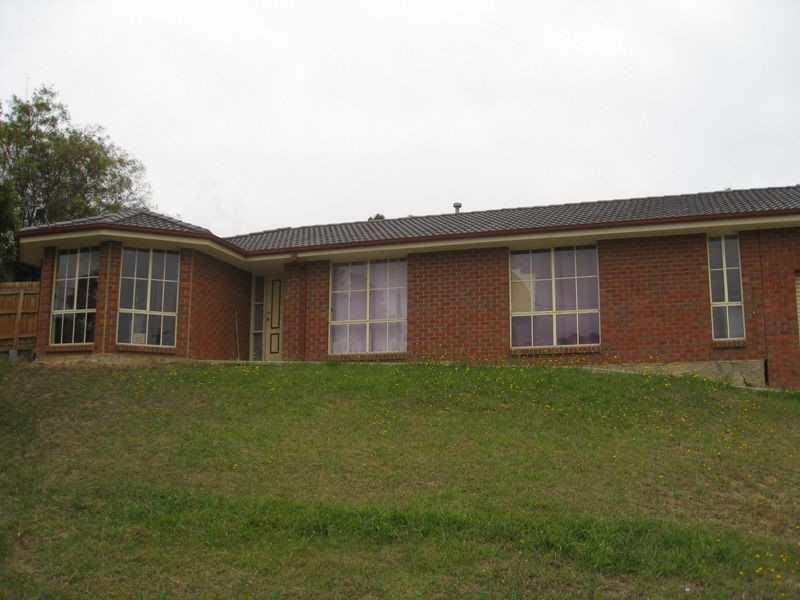 123 Duncan Drive, Pakenham VIC 3810