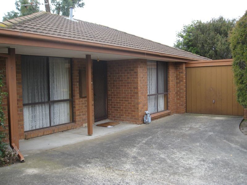 Unit 4, 3 Jamieson Street, Pakenham VIC 3810