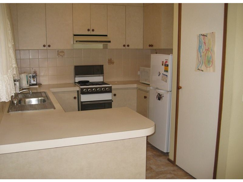 Unit 4, 3 Jamieson Street, Pakenham VIC 3810