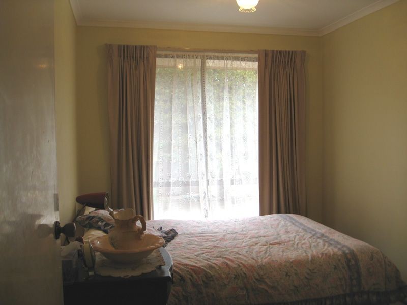 Unit 4, 3 Jamieson Street, Pakenham VIC 3810