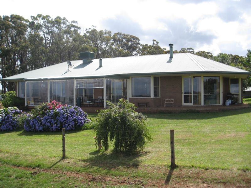 44 Bayard Drive, Pakenham Upper VIC 3810