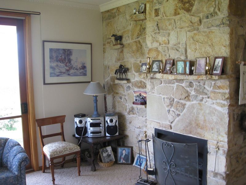 44 Bayard Drive, Pakenham Upper VIC 3810