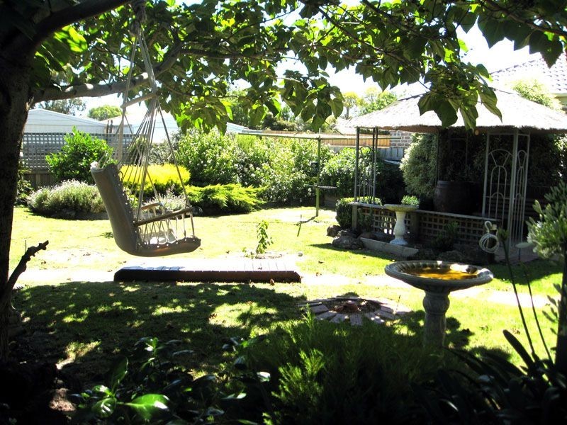 52 Cameron Way, Pakenham VIC 3810