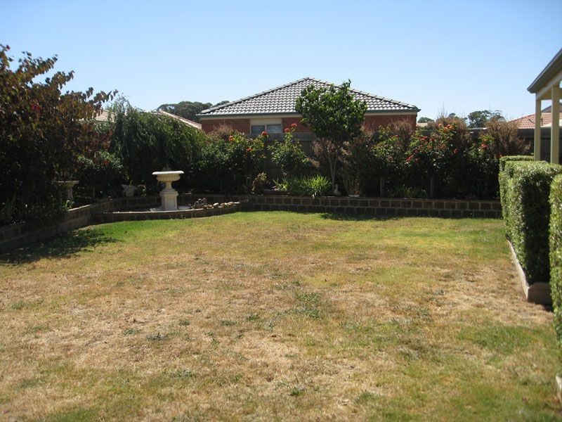 11 Naples Way, Pakenham VIC 3810