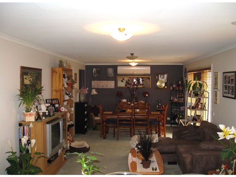 62 Leigh Drive, Pakenham VIC 3810