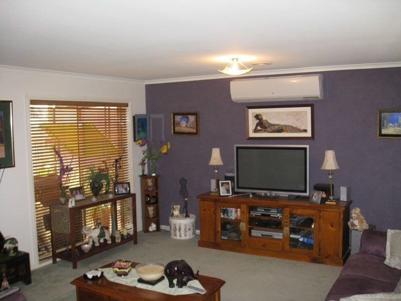 62 Leigh Drive, Pakenham VIC 3810