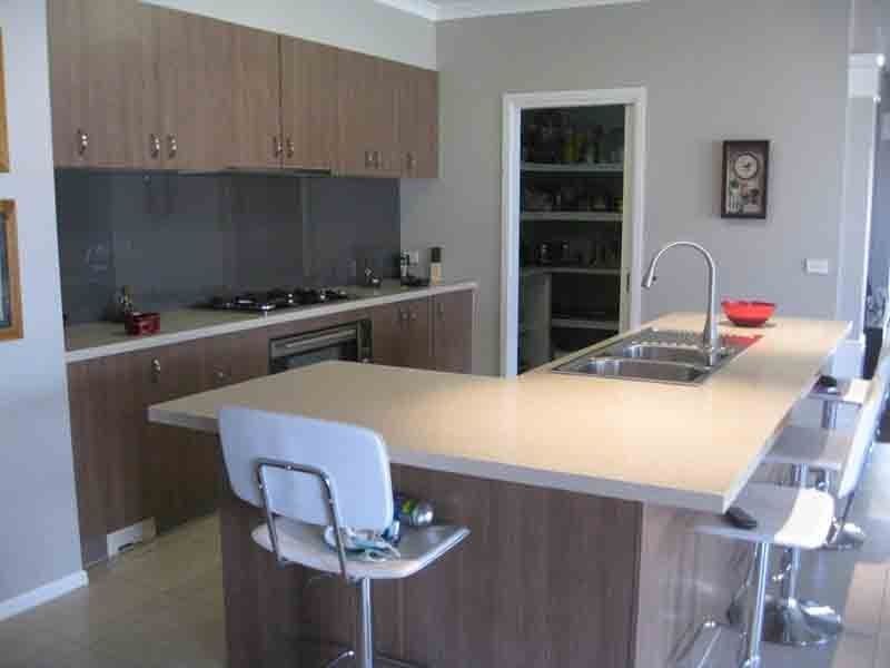 17 Mackellar Street, Pakenham VIC 3810