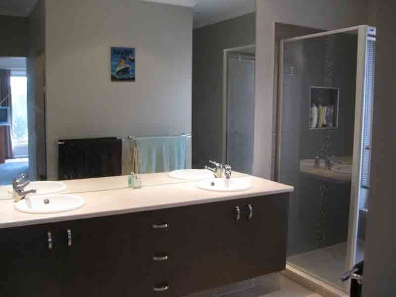 17 Mackellar Street, Pakenham VIC 3810