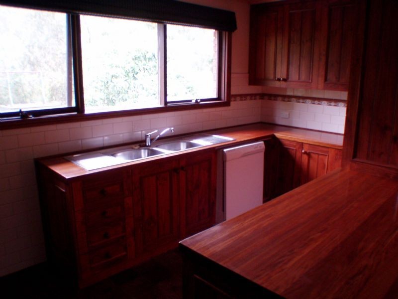 32 Littlejohn Road, Warranwood VIC 3134