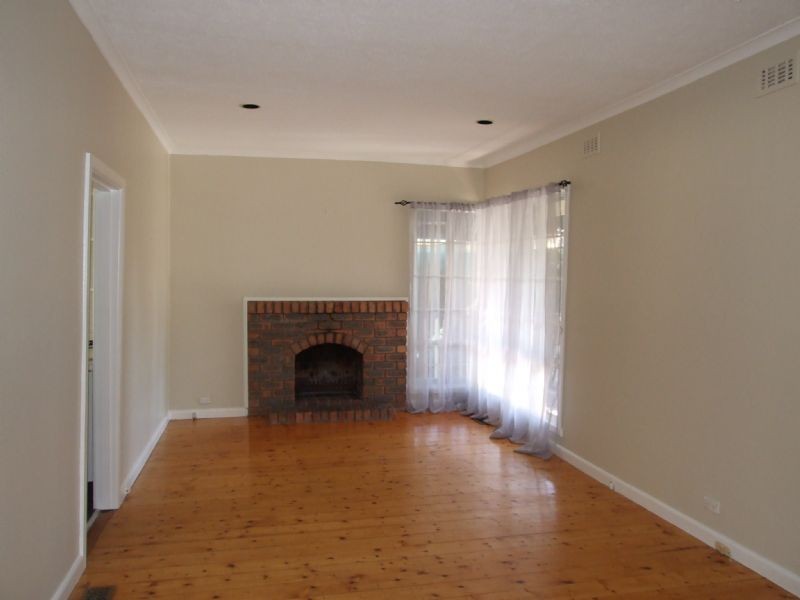 2 Evon Avenue, Ringwood East VIC 3135