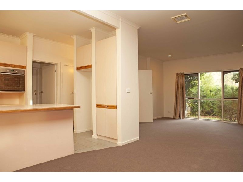 1/104 Mount Dandenong Road, Ringwood East VIC 3135