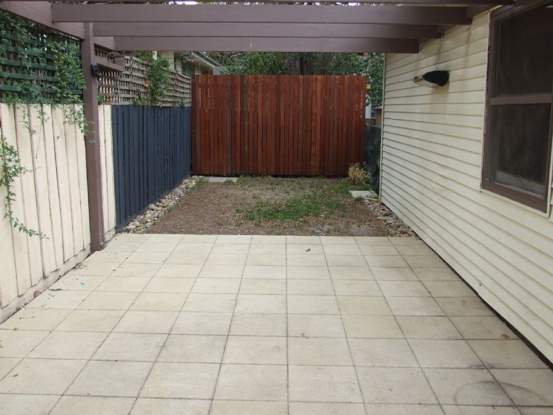 1/105 New Street, Ringwood VIC 3134