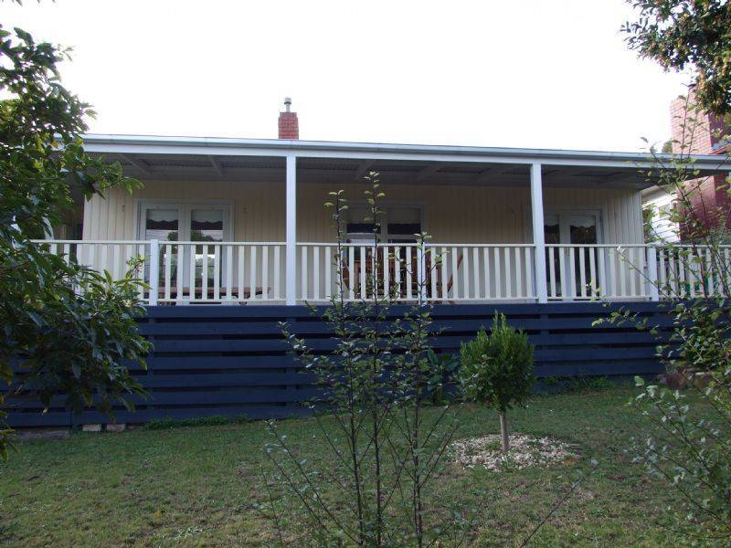 18 Byrne Road, Bayswater North VIC 3153