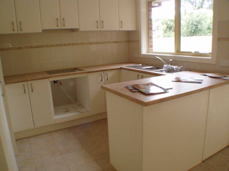 1/85 Liverpool Road, Kilsyth VIC 3137