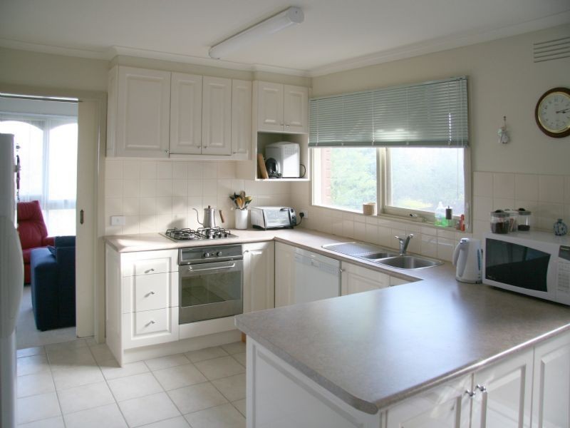 9 Stonington Place, Ringwood North VIC 3134