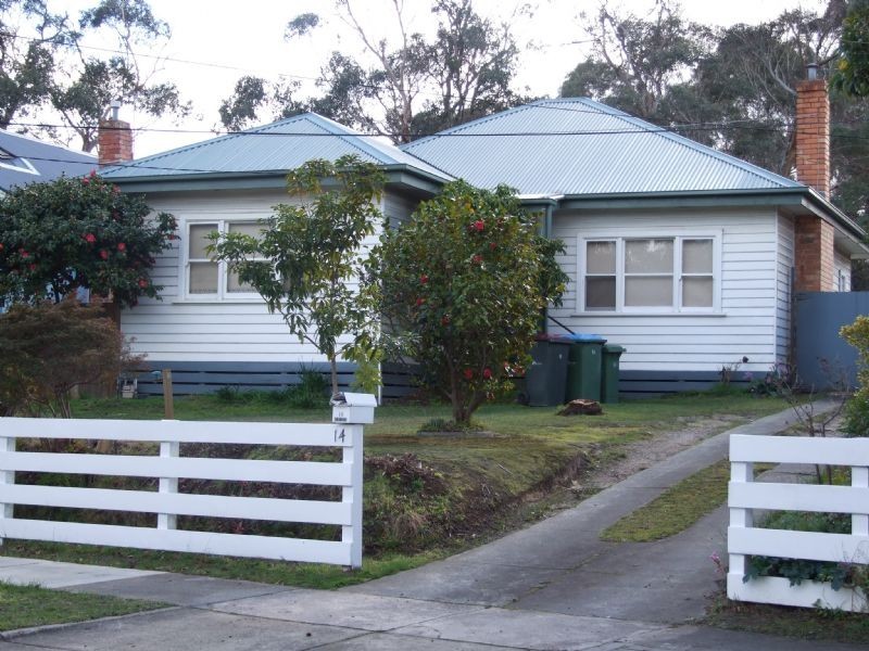 14 Reynolds Avenue, Ringwood VIC 3134