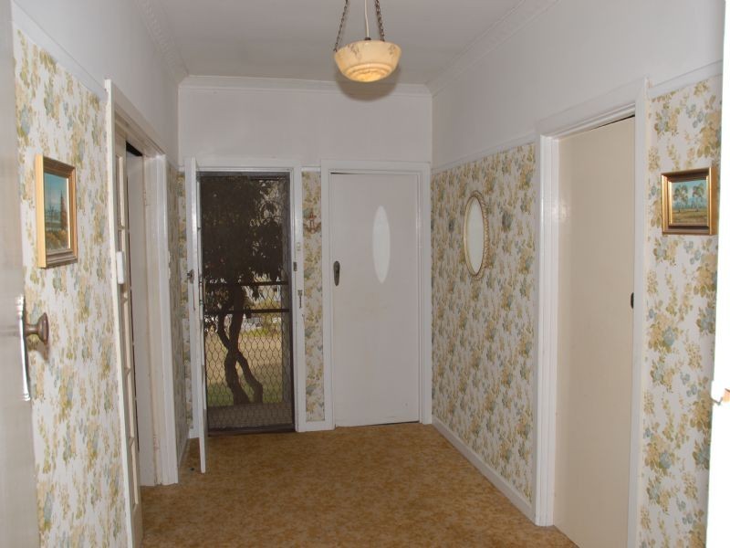 14 Reynolds Avenue, Ringwood VIC 3134