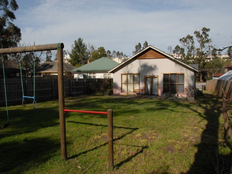 16 Reynolds Avenue, Ringwood VIC 3134