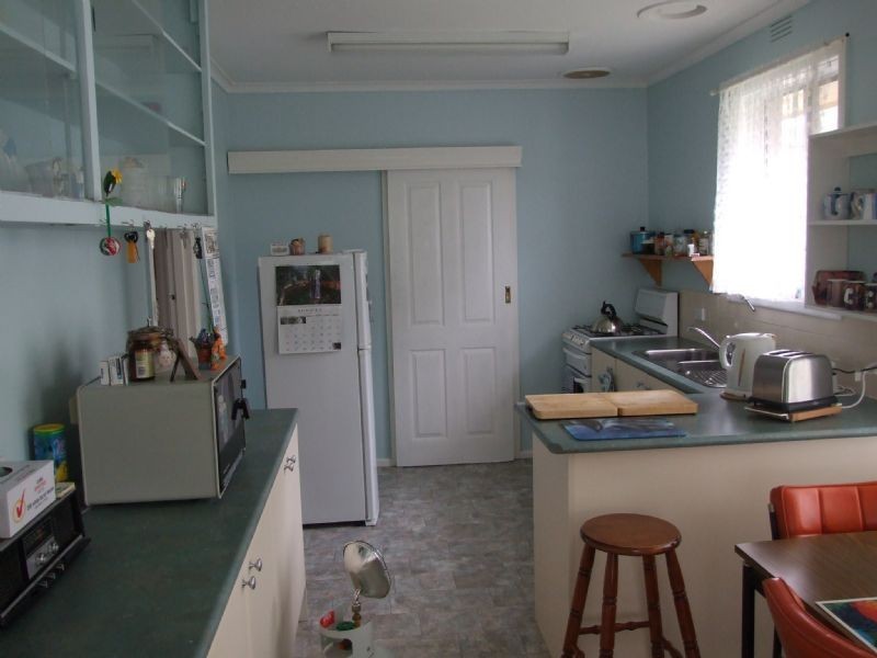 3 Golden Grove, Ringwood VIC 3134