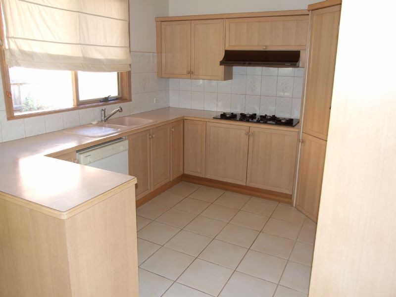 1 Heatherbrae Avenue, Ringwood VIC 3134